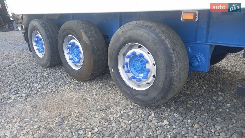 Зерновоз - полуприцеп Wilcox 3210 2001 в Бучаче