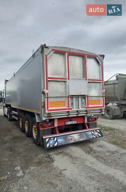 Самосвал полуприцеп Wilcox Tipper LTD 2005 в Бучаче