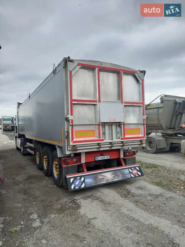 Wilcox Tipper LTD 2005