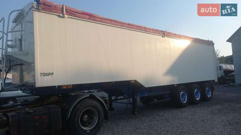 Самосвал полуприцеп Wilcox Tipper LTD 2001 в 
