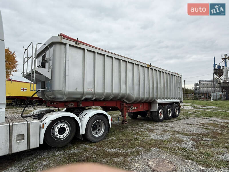 Wilcox Tipper LTD 2006