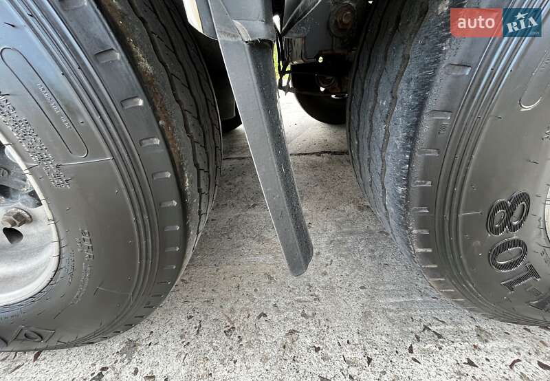 Цистерна полуприцеп Willig Sana 2009 в Львове