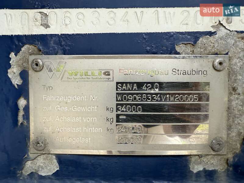 Цистерна полуприцеп Willig Sana 1997 в Хусте