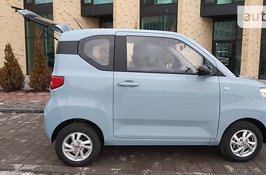 Хэтчбек Wuling HG Mini EV 2021 в 
