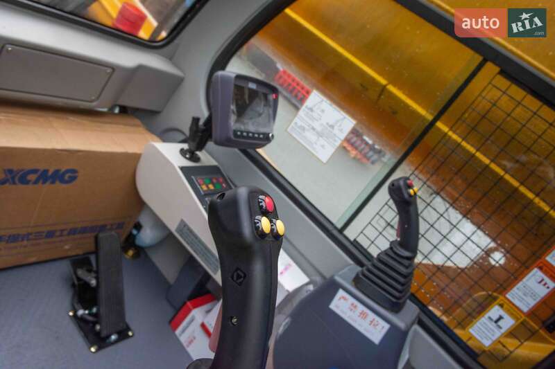 Автокран XCMG QY25K5D 2025 в Житомире