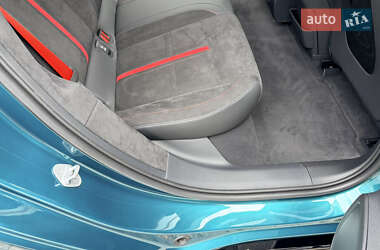 Седан Xiaomi SU7 Ultra 2025 в  фото 27 Седан Xiaomi SU7 Ultra 2025 в