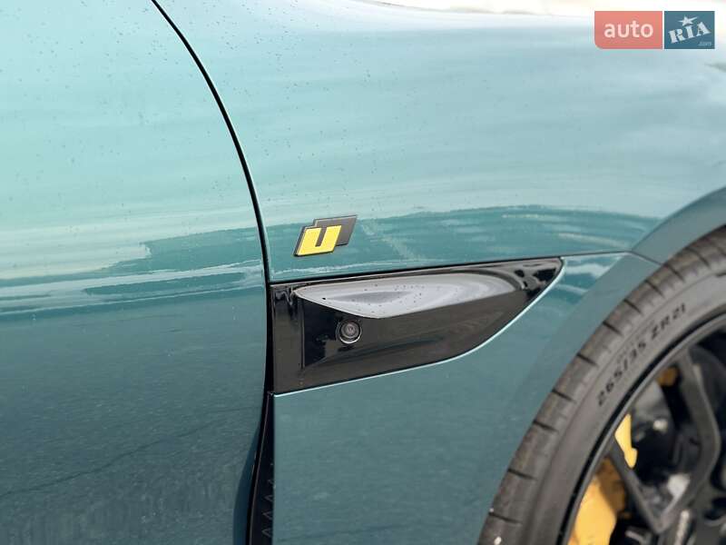 Внедорожник / Кроссовер Xiaomi SU7 Ultra 2025 в Киеве