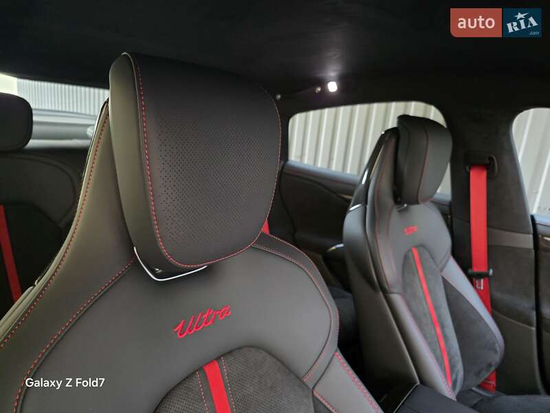 Седан Xiaomi SU7 Ultra 2025 в Одессе фото 42 Седан Xiaomi SU7 Ultra 2025 в Одессе