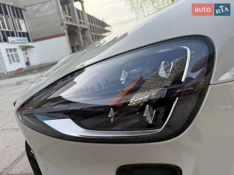 Седан Xiaomi SU7 2024 в Львове фото 25 Седан Xiaomi SU7 2024 в Львове