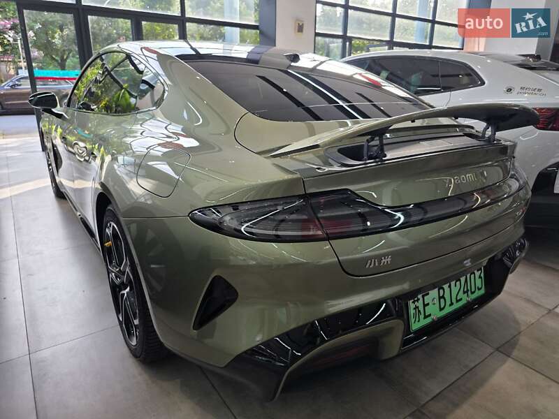 Седан Xiaomi SU7 2025 в Києві