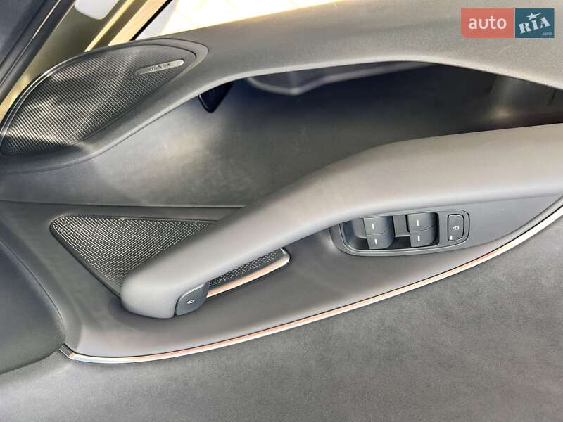 Седан Xiaomi SU7 2024 в Днепре