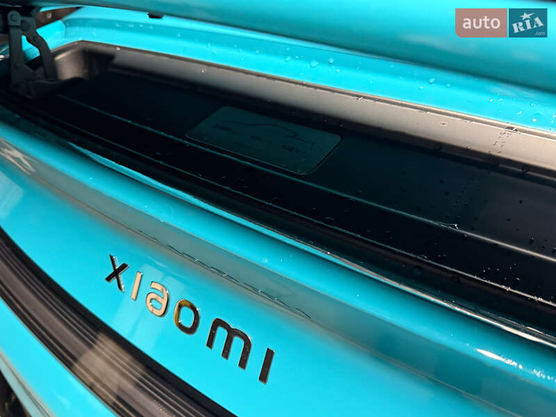 Седан Xiaomi SU7 2025 в Киеве