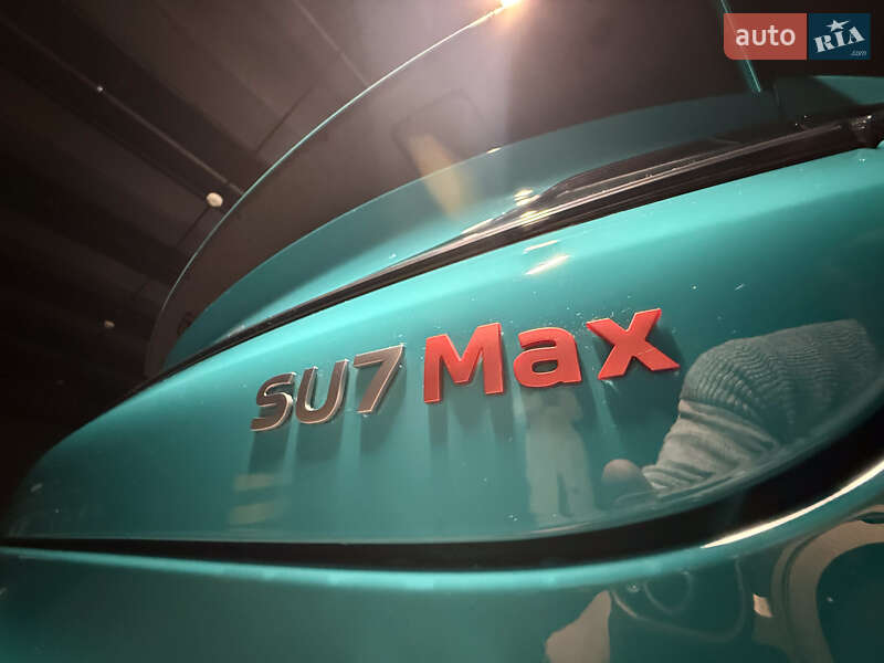 Седан Xiaomi SU7 2025 в Киеве