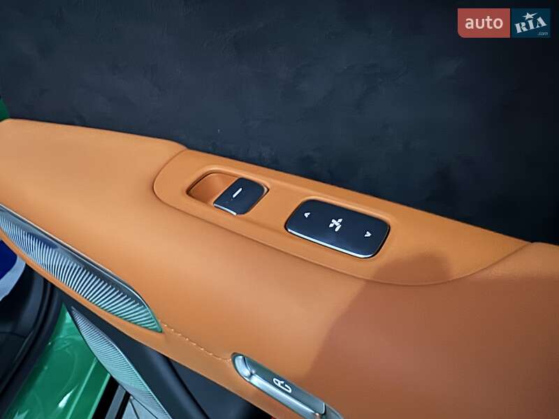 Внедорожник / Кроссовер Xiaomi YU7 2025 в Одессе фото 32 Внедорожник / Кроссовер Xiaomi YU7 2025 в Одессе