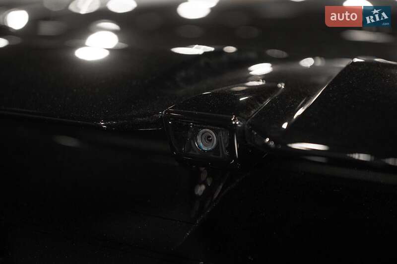 Внедорожник / Кроссовер Xiaomi YU7 2025 в Одессе