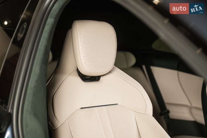 Внедорожник / Кроссовер Xiaomi YU7 2025 в Одессе