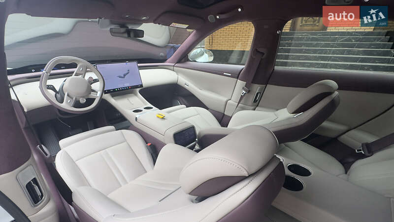 Внедорожник / Кроссовер Xiaomi YU7 2025 в Ирпене фото 14 Внедорожник / Кроссовер Xiaomi YU7 2025 в Ирпене