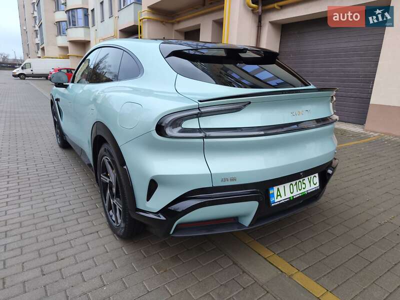 Внедорожник / Кроссовер Xiaomi YU7 2025 в Харькове фото 6 Внедорожник / Кроссовер Xiaomi YU7 2025 в Харькове