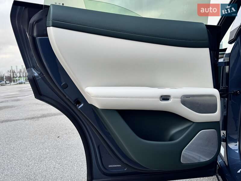 Внедорожник / Кроссовер Xiaomi YU7 2025 в Киеве