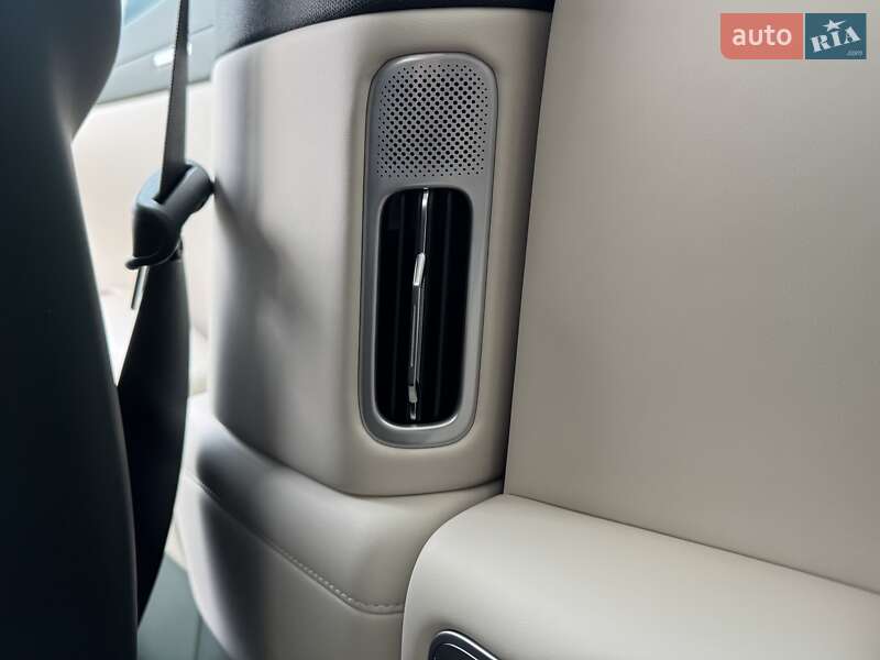 Внедорожник / Кроссовер Xiaomi YU7 2025 в Киеве