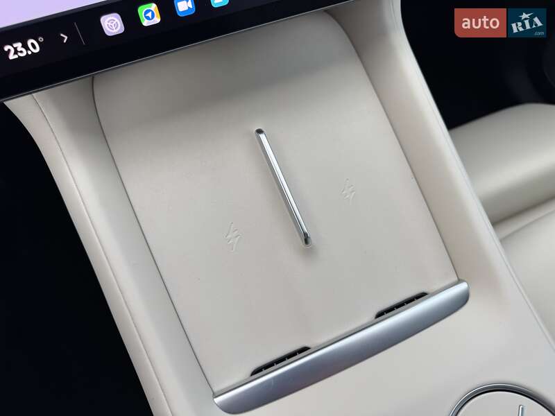 Внедорожник / Кроссовер Xiaomi YU7 2025 в Киеве