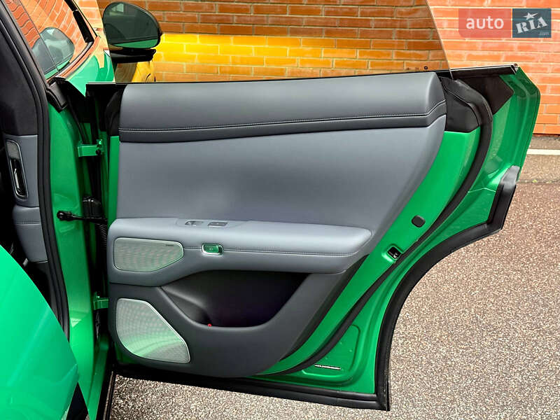 Внедорожник / Кроссовер Xiaomi YU7 2025 в Киеве фото 38 Внедорожник / Кроссовер Xiaomi YU7 2025 в Киеве