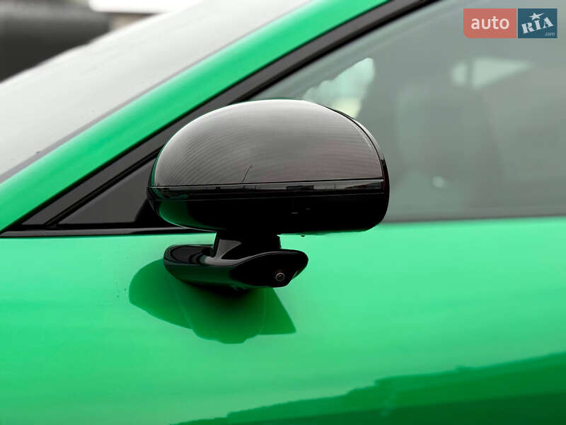 Внедорожник / Кроссовер Xiaomi YU7 2025 в Киеве фото 61 Внедорожник / Кроссовер Xiaomi YU7 2025 в Киеве