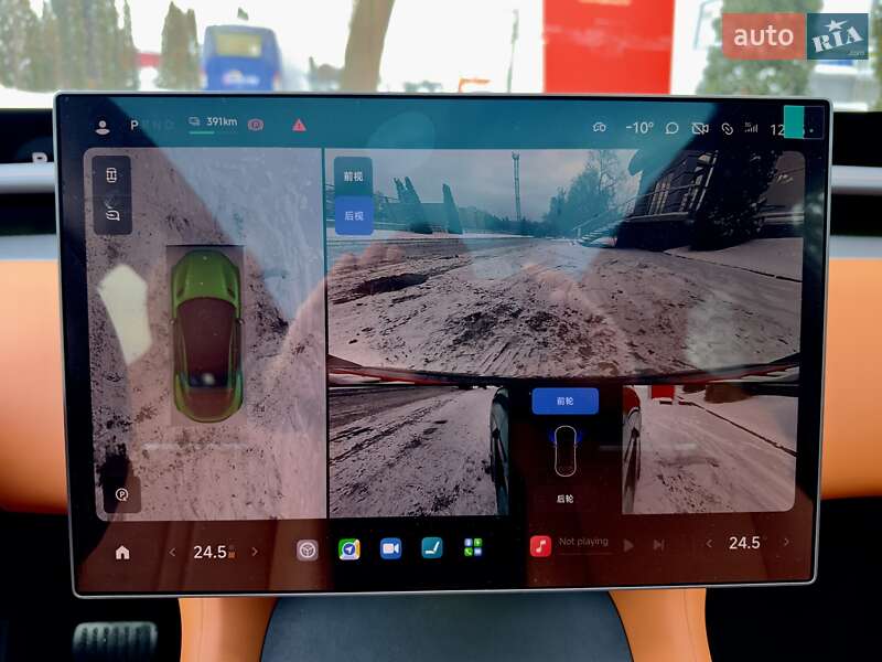 Седан Xiaomi YU7 2025 в Киеве