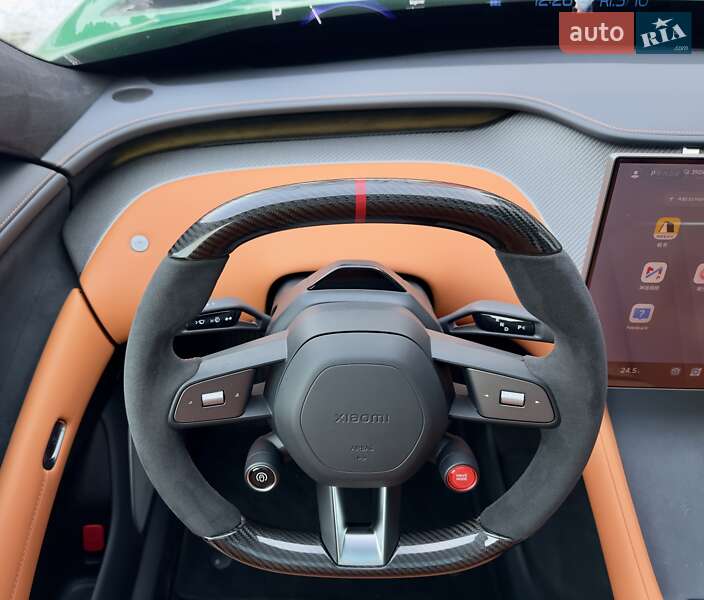 Седан Xiaomi YU7 2025 в Киеве