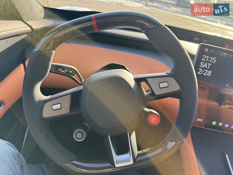 Позашляховик / Кросовер Xiaomi YU7 2025 в Києві фото 13 Позашляховик / Кросовер Xiaomi YU7 2025 в Києві