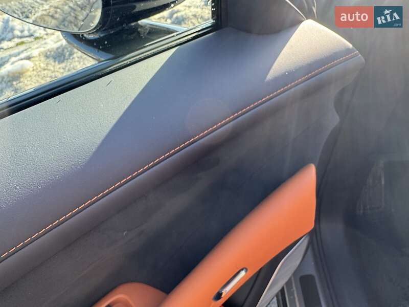 Позашляховик / Кросовер Xiaomi YU7 2025 в Києві фото 17 Позашляховик / Кросовер Xiaomi YU7 2025 в Києві