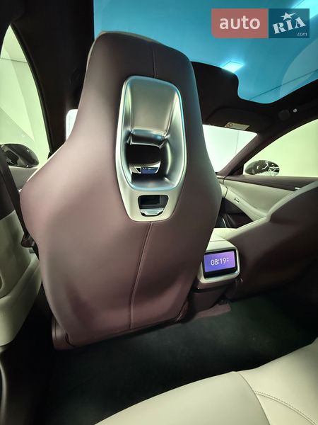 Позашляховик / Кросовер Xiaomi YU7 2025 в Одесі