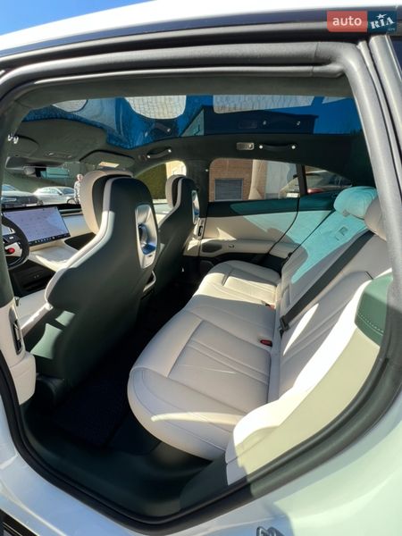 Универсал Xiaomi YU7 2025 в Львове