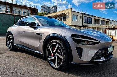 Внедорожник / Кроссовер Xiaomi YU7 2025 в Одессе