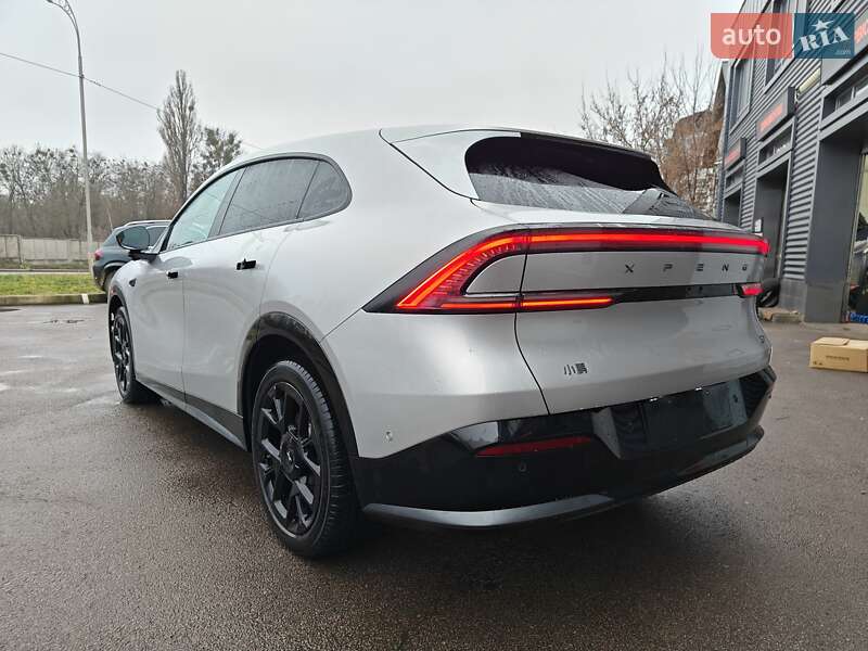 Внедорожник / Кроссовер Xpeng G7 2025 в Киеве