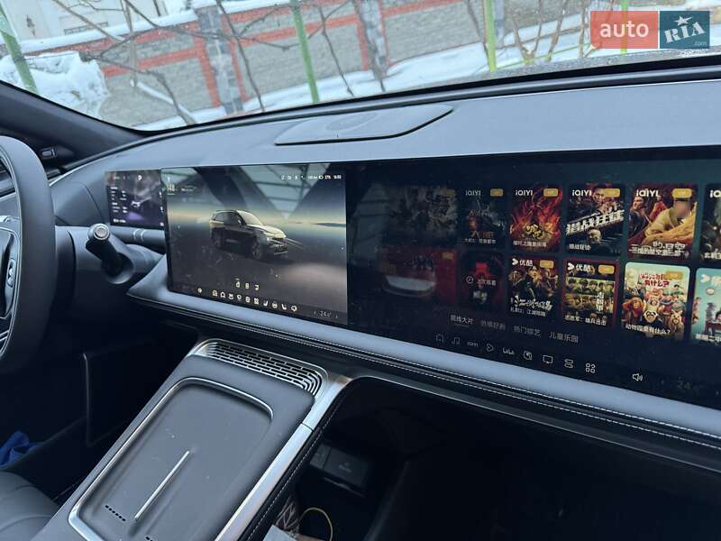 Внедорожник / Кроссовер Xpeng G9 2025 в Киеве