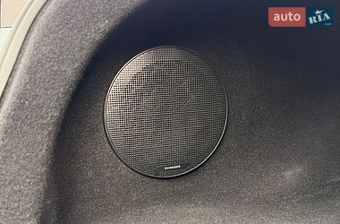Седан Xpeng P7 2023 в Ужгороді