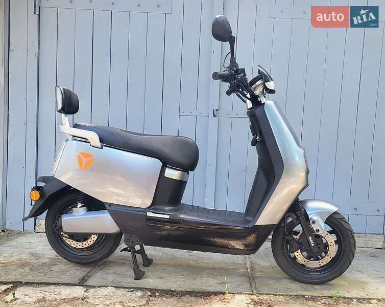 Скутер Yadea E8S 2023 в Радомишлі