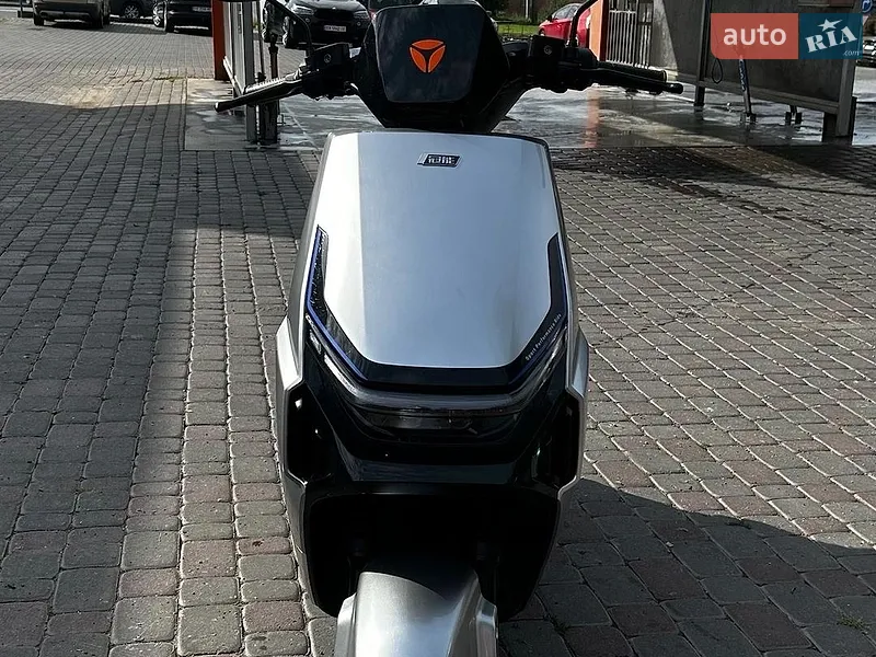 Yadea GT35 2025