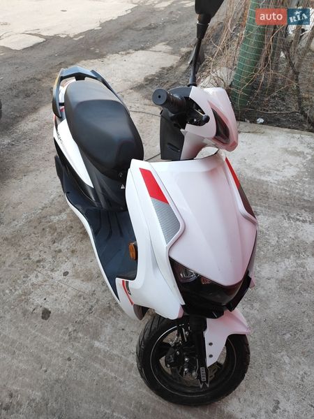 Скутер Yadea Leiman 2021 в Виннице