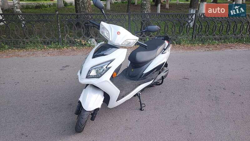 Скутер Yadea T2 2022 в Хмільнику