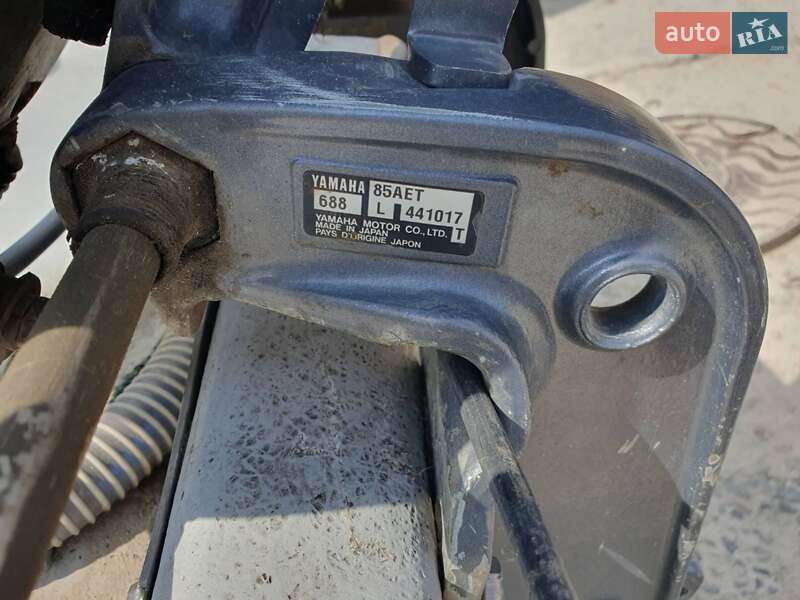 Другой водный транспорт ЯЛ 10 2012 в Кременчуге