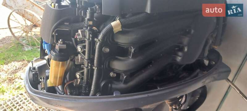 Інший водний транспорт Yamaha 40 2011 в Кривому Розі