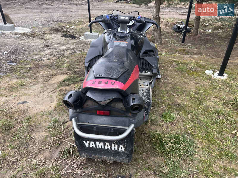 Снегомопеды и снегоскутеры Yamaha Apex 2010 в Городке