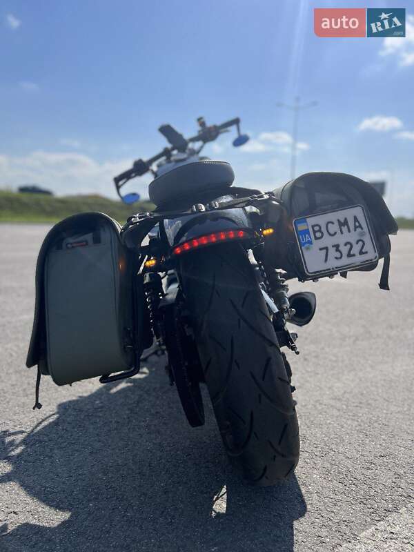 Боббер Yamaha Bolt 2017 в Львові