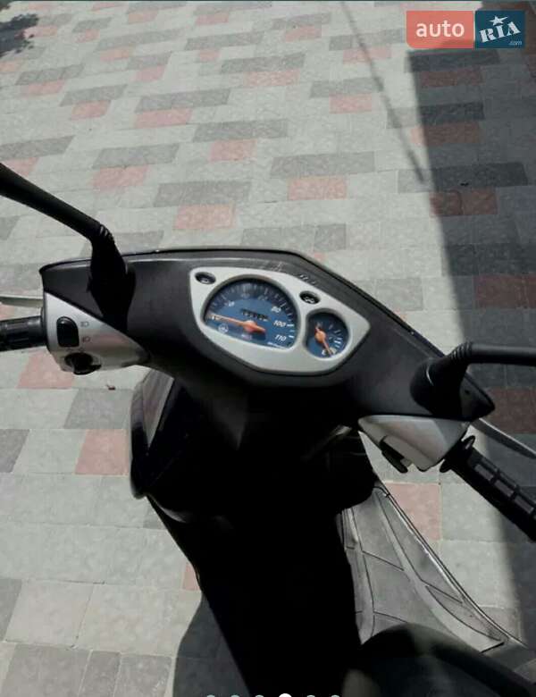 Макси-скутер Yamaha Cygnus 2011 в Мостиске