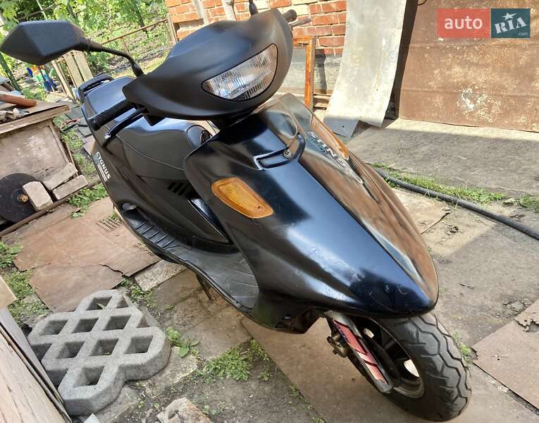 Моторолер Yamaha Cygnus 2003 в Безлюдівці