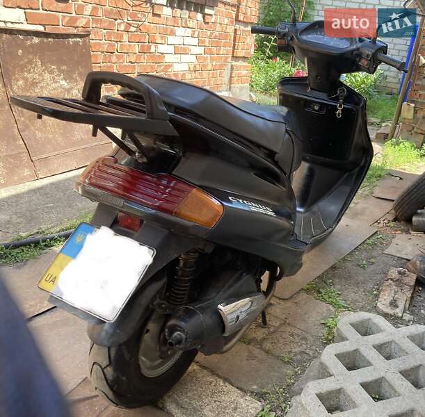 Моторолер Yamaha Cygnus 2003 в Безлюдівці