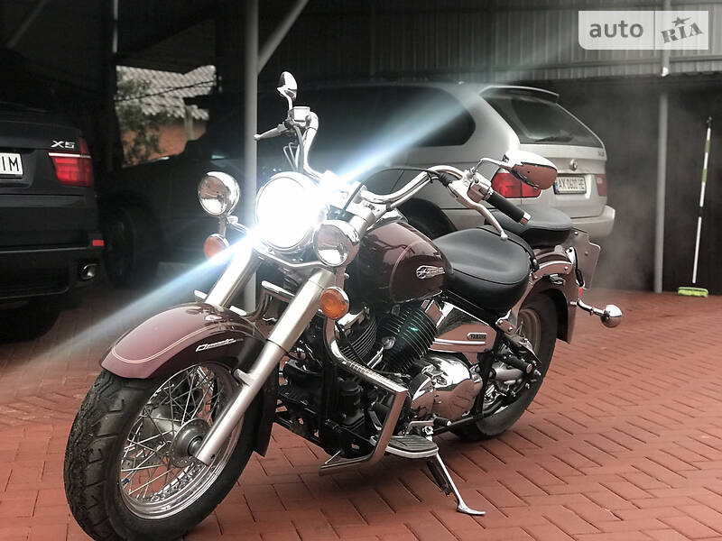 Мотоцикл Классик Yamaha Drag Star 400 2002 в Краснокутске