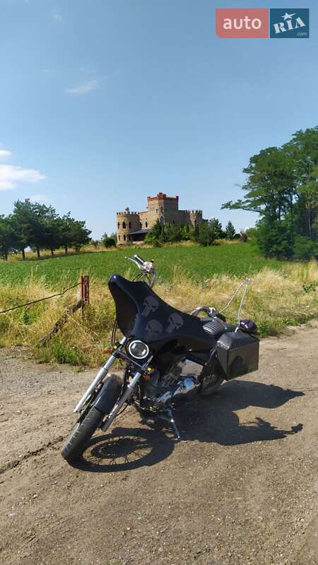 Мотоцикл Круизер Yamaha Drag Star 400 1999 в Сторожинце